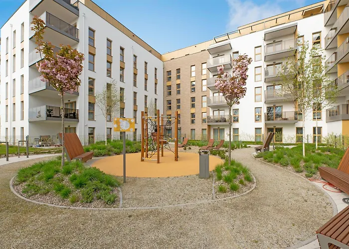 Blisko Morza Brzezno By Downtown Apartamento Gdansk